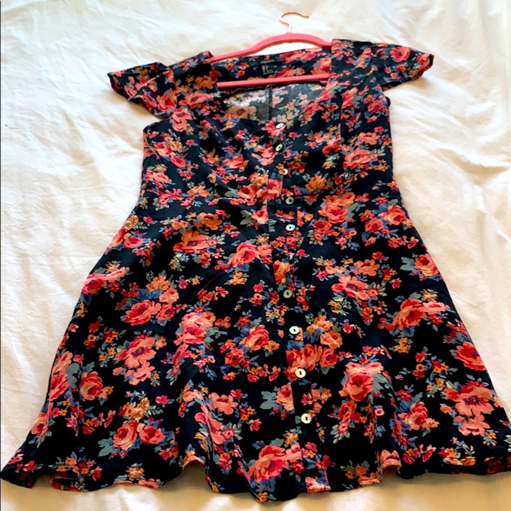 Forever 21 floral summer dress